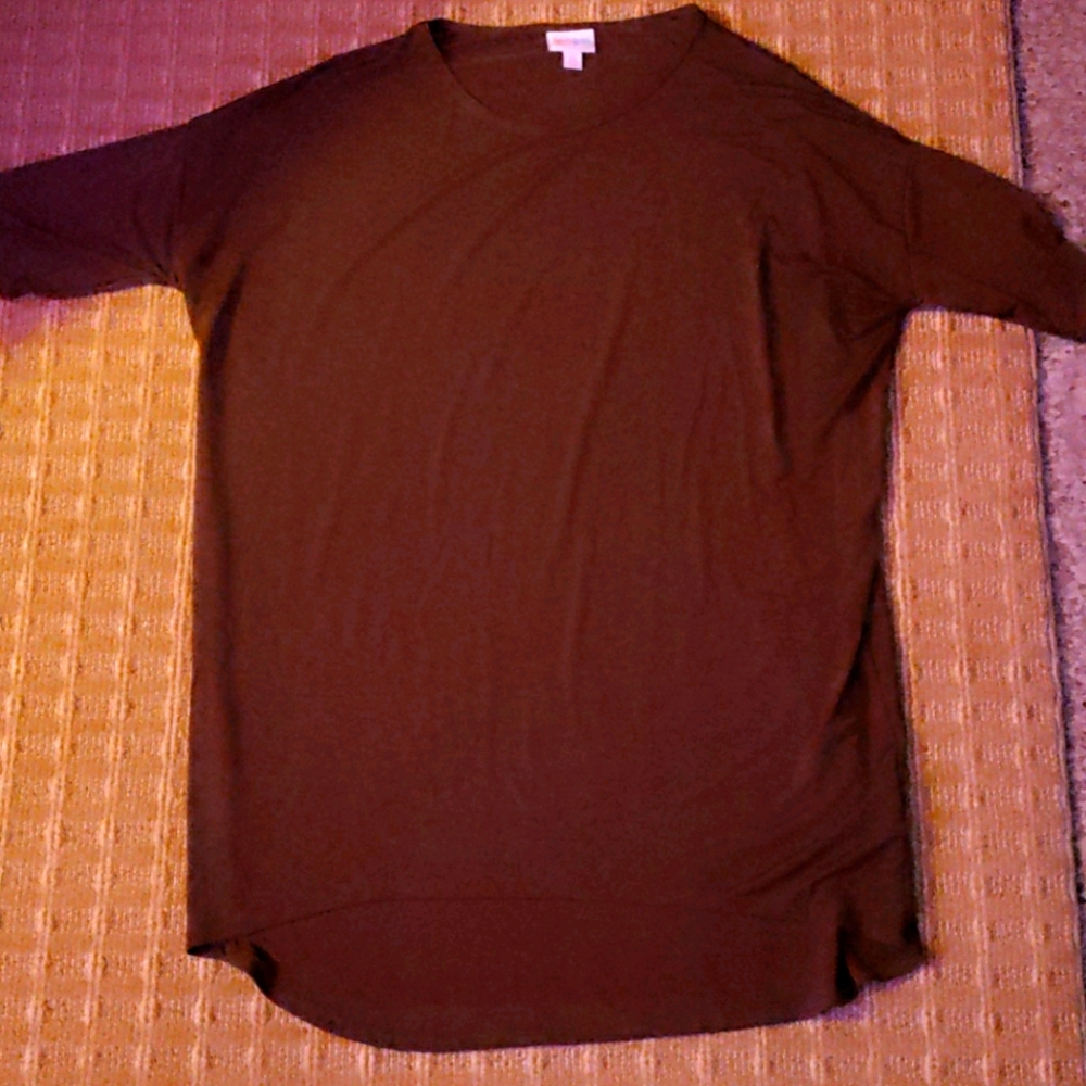 Small medium LulaRoe Shirt